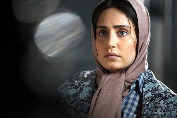 شبی که ماه کامل شد نرگس آبیار