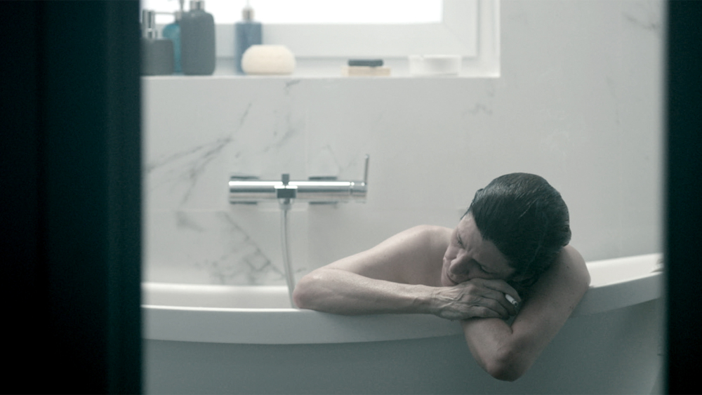 «به من دست نزن» فیلمی درباره‌ی جنسیت