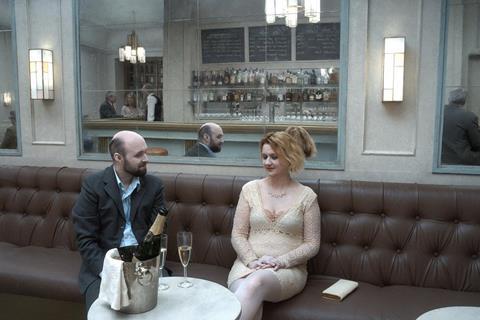 سه نگاه به فیلم درباره پایان ناپذیری About Endlessness ساخته روی اندرسون؛ کمدیِ الهی‌ با لحظاتی از شوخ‌طبعی شیطانی